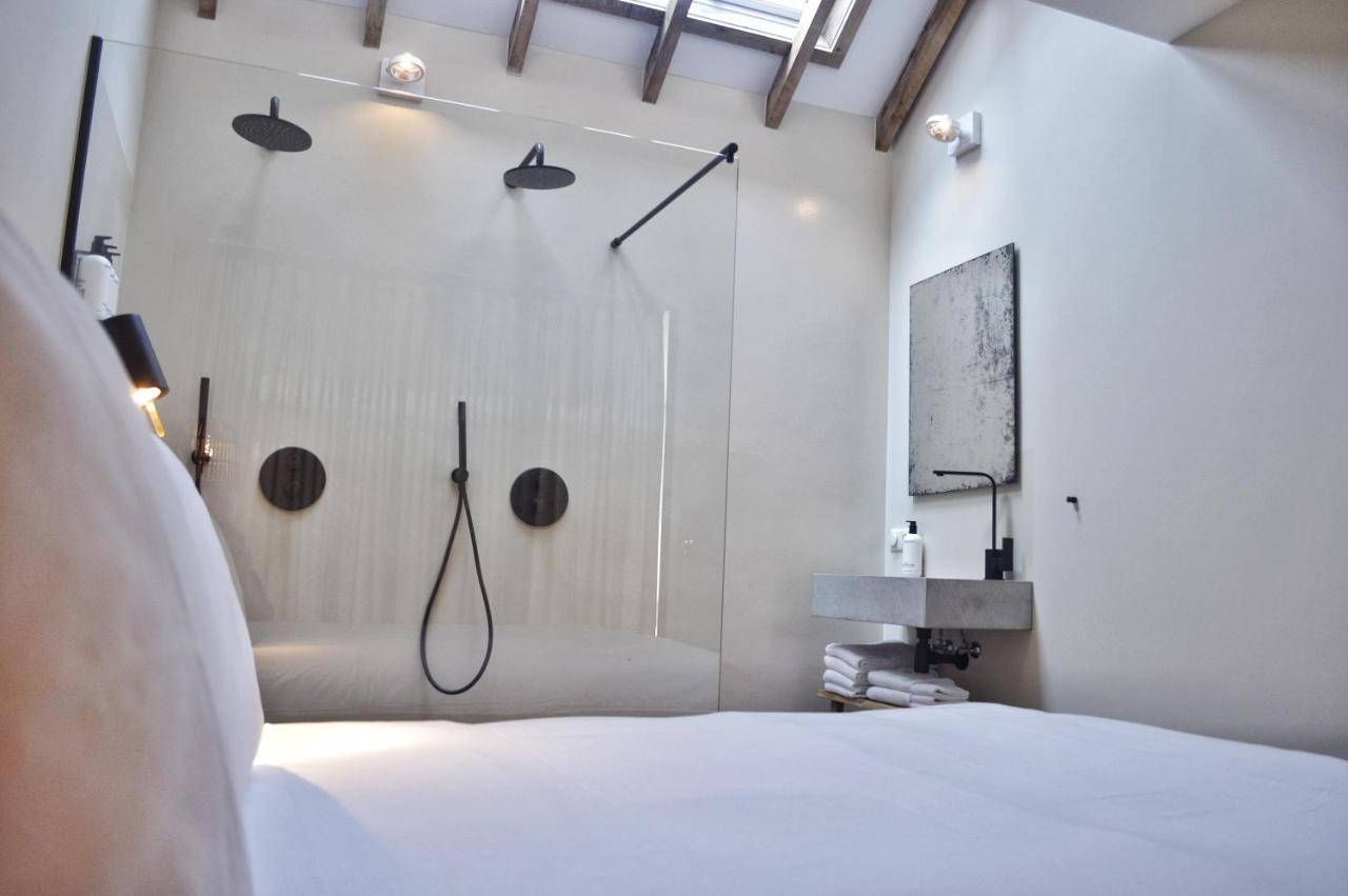 Van Heeckeren Apartments & Suites Buren 比伦 外观 照片