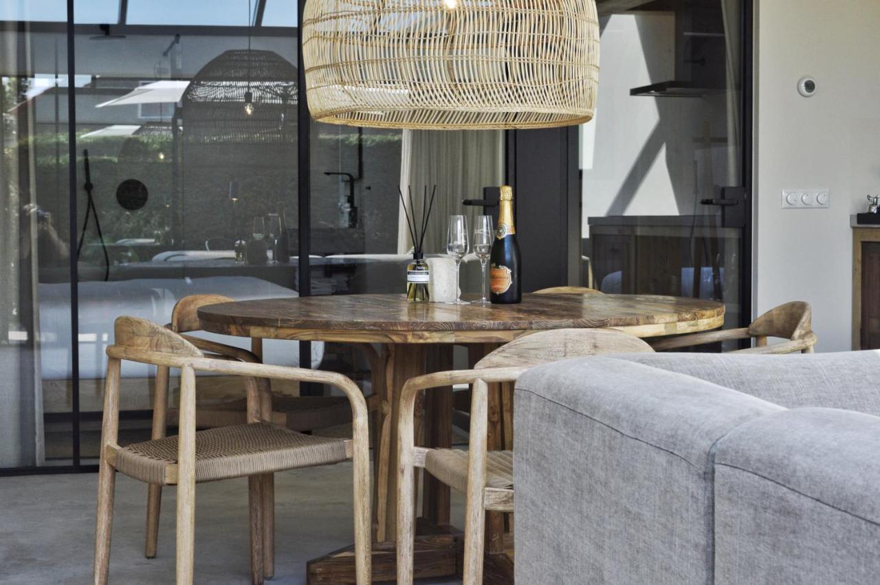 Van Heeckeren Apartments & Suites Buren 比伦 外观 照片